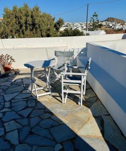 Peaceful Cycladic Studio with Large Terrace & View