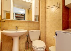 Famiglia Nest by RentalsPro - Nikiti Halkidiki