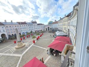 ParisienDisneyHome 6p Parking near Disneyland