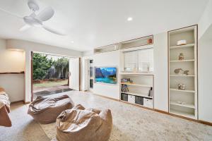 Our Bargara Abode - welcome to our beach house!