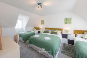 Spacious 5BR Weekend Home - Cardiff & Newport - Garden & Parking