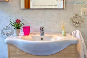 ClickSardegna Villa Angelica con piscina e giardino img79