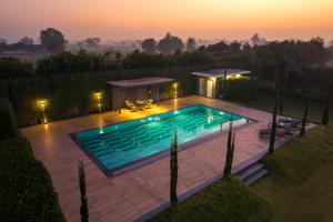 Levante farms by ELIVAAS