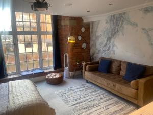 Perfect Studio in central York