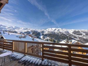 Appartement Chalet de Luxe au Pied des Pistes à Méribel avec Parking - FR-1-565-127