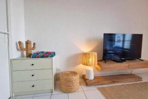 Le Petit Bali - Studio de Standing avec Wi-Fi & TV, proche tramway