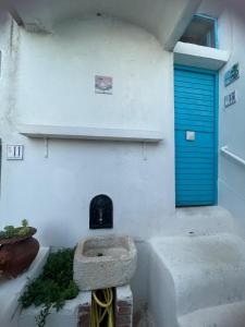 LIsola di Prospero Dimora dArte del 400 vista mare