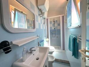 Charming sea-view apartment with pool img4