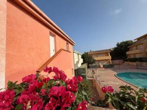 Charming sea-view apartment with pool img14