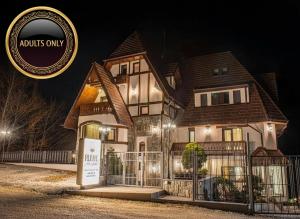 RUELLE Chateau Boutique