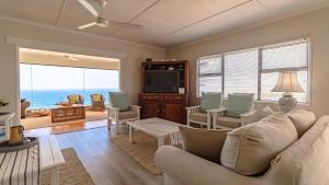 Bietjie Brenton Beach Holiday Home