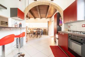 Villa ranch, piscina privata e parcheggio gratuito