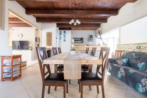 Villa ranch, piscina privata e parcheggio gratuito