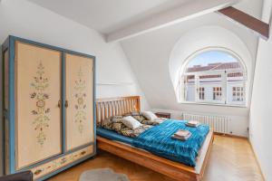 Grand Gallery Riverside