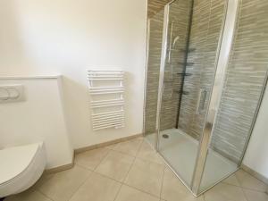 KERSALINE - Maison neuve, Bourg et plage - K111