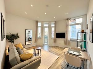 3-Zimmerwohnung mit 2 Balkonen-Kaffee - Smart TV - WLAN