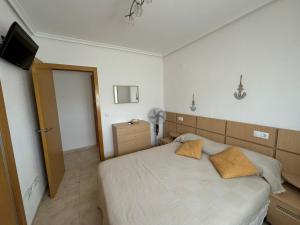 ACV - Jardines del Mar I-2ª linea planta 2 frontal