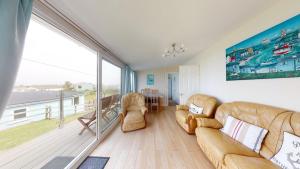 F75 Bronvellan, Riviere Towans