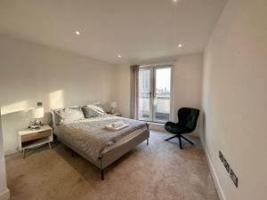 Two-bedroom Brand-new Flat in the City
