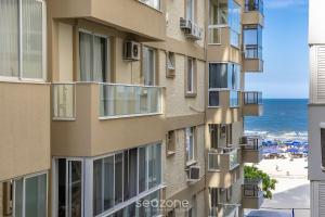 Apto 3 Quartos na Orla de BC - EGB0052