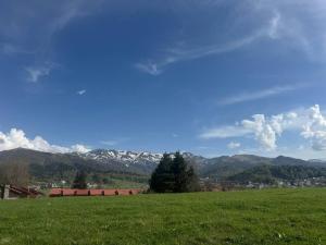 Amaizing mountain view 2-bed apartment in Villa Monte Bakuarini