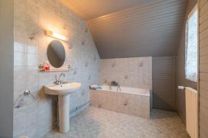 Le logis de Kersivy - 2km de la plage