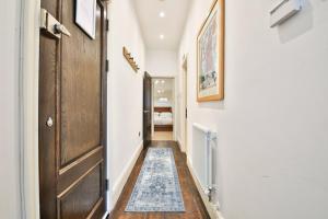 Cathedral Road Cosy Stay 1BR Apartment