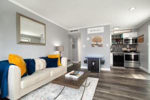 Cozy Ski-View Retreat sleeps 5 in Gatlinburg