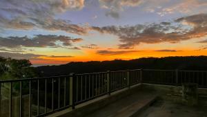 New, Peaceful Bonavista Home!