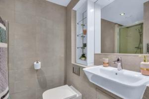 Studio For 2 In Leeds Free Breakfast