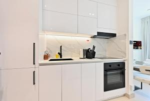 Binghatti House JVC - Parking, Balcony, Gym & Pool