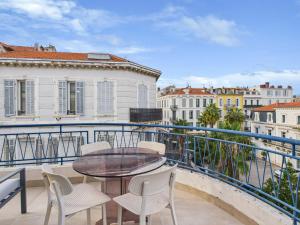 LATHENA élégant avec sublime terrasse, position parfaite pour un séjour incroyable