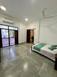 Fernando Residence