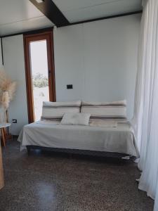 Serena - Tini Houses -