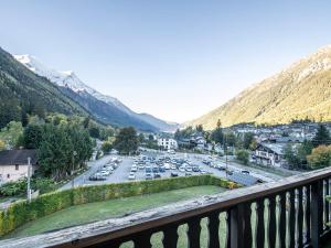 Appartement spacieux à Chamonix - 6 pers - Wifi et parking - FR-1-343-193