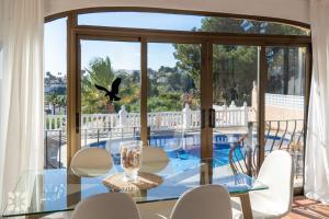 Villa Sol Y Mar by Abahana Villas