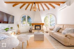 Villa Sol Y Mar by Abahana Villas