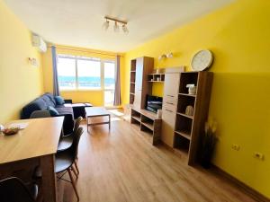 Apartment Panorama
