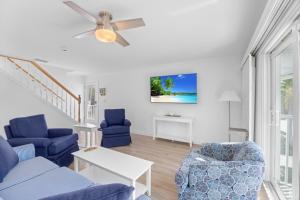 Seashells Unit 19- Sanibel Sunset condo