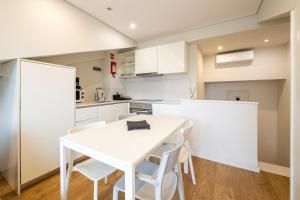 Terro Collection - Alcaide