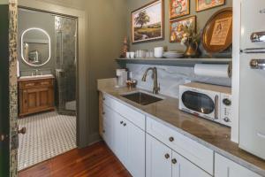 The Gilded Lady - The Seamstress Suite