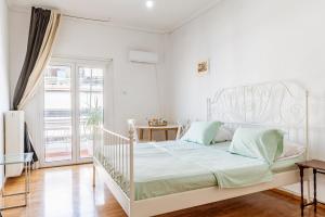 Dreaming of Greece G2