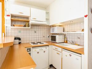 Appartement 6 personnes au pied des pistes à Saint-François-Longchamp - FR-1-807-89