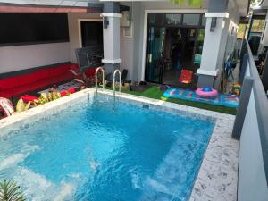 Poolhaus Pattaya Pong