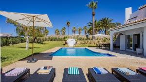 Greice Homes - Villa Carob Tree