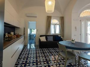 Seaside House With Terrace In Atrani