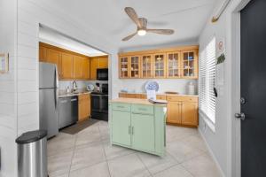 Tennis Place Unit B22 condo