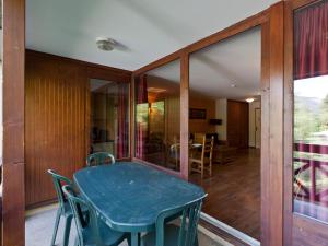 Spacieux appartement 8 pers avec balcon et WIFI - FR-1-512-1