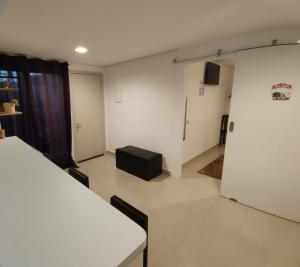 Hospedagem Otto - Saúde SP-160 complexo Anchieta-imgrantes Próx a ExpoSP Aerop Cursino Zoosafári Shop Plaza Sul