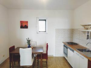 Apartment Prvic Sepurine II